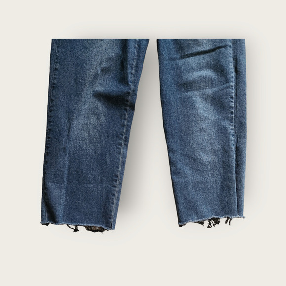 Social Standards High-Rise Women's Straight Cropped Frayed Hem Jeans Sz 10 - Picture 5 of 8